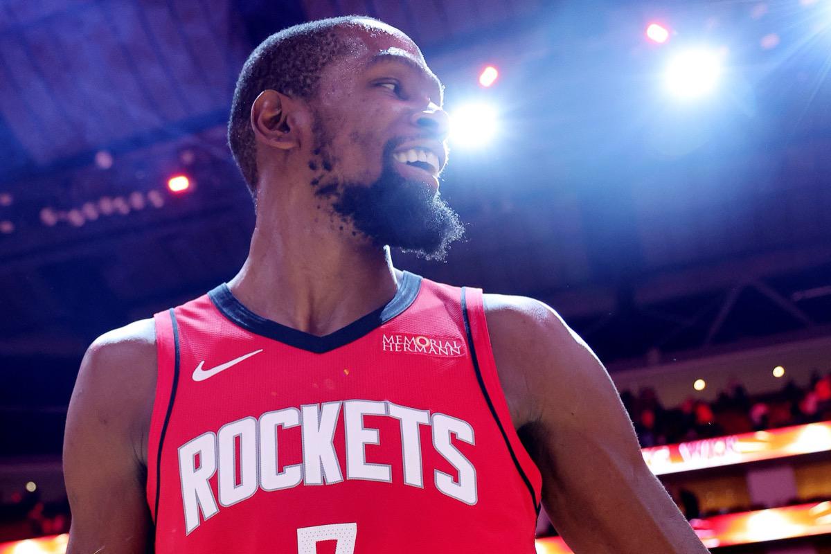 杜兰特全明星后爆发：3场34分超越科比，MVP争夺战谁能阻挡死神？